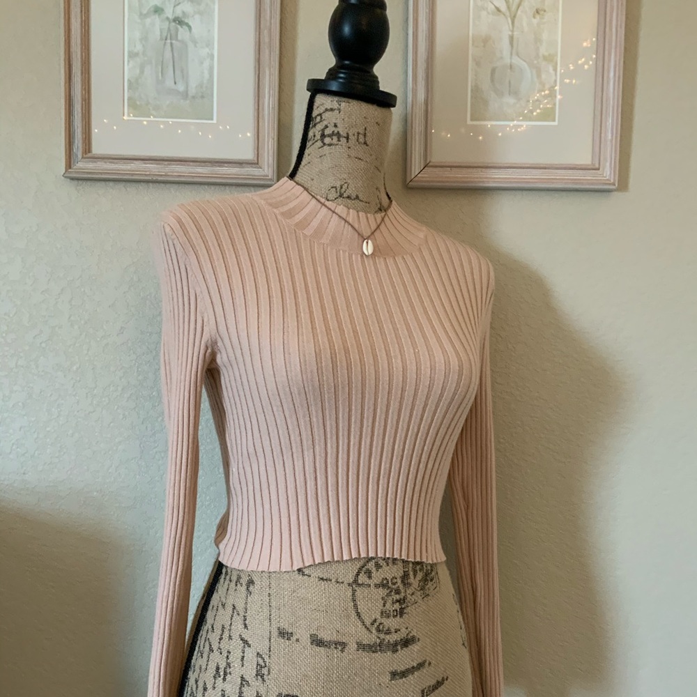 Kendall Kylie light pink mock neck top sweater